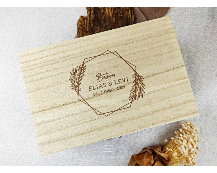 caixa em madeira, personalizada, para lembranças