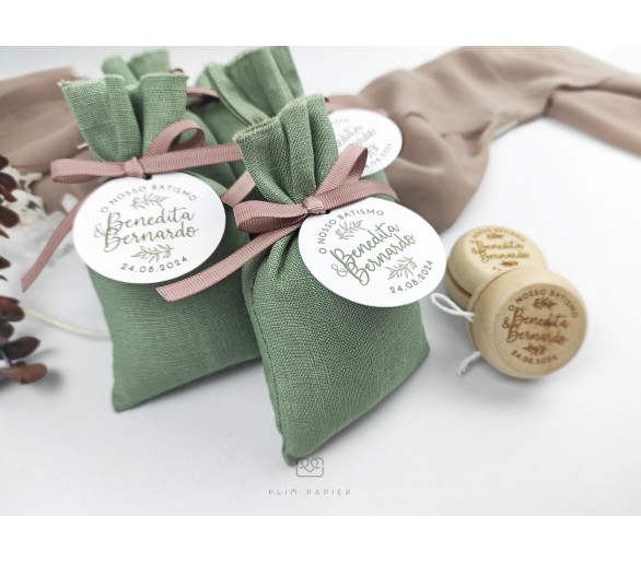 Saco perfumado em linho personalizado com etiqueta de papel