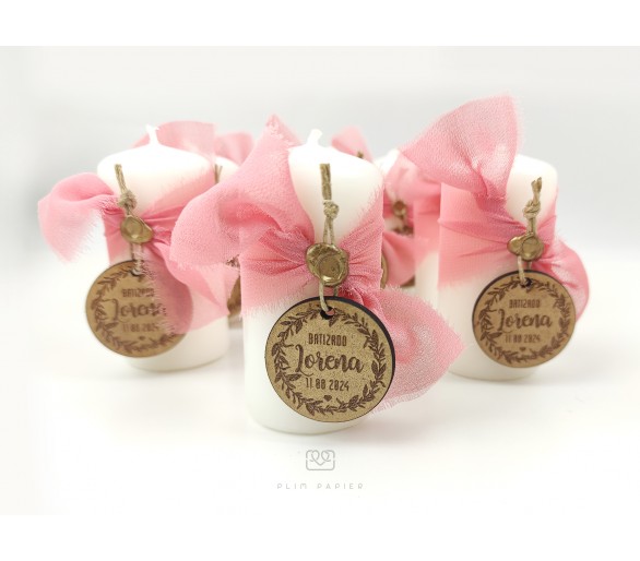 Vela decorada com fita tecido + etiqueta madeira personalizada