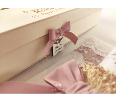 CJ3 CONJUNTO COMPLETO - caixa, vela floral, toalha, concha