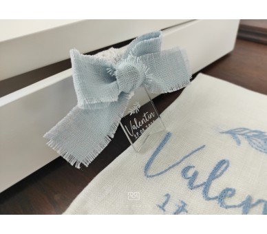 29 Caixa para conjunto de Batismo tampo - cor natural ou branco - desenho ANJO