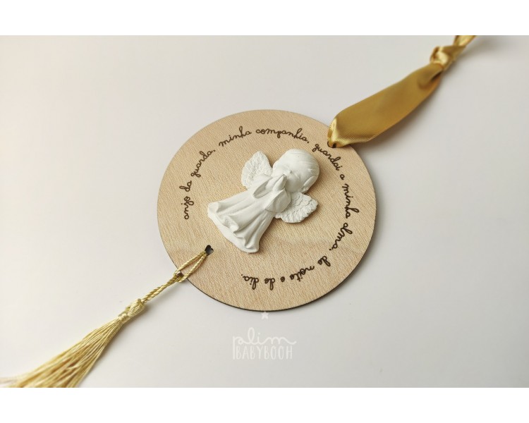 Pendente em madeira Anjo da guarda com anjo de gesso