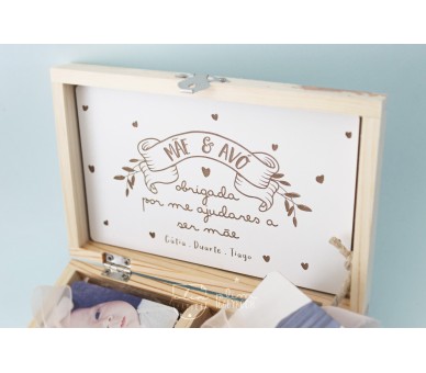 caixa de madeira personalizada com texto + imans de madeira com fotografias