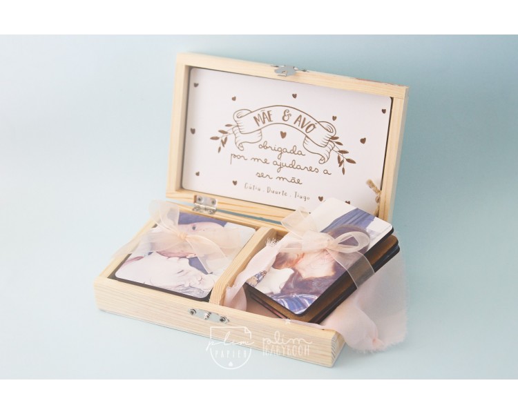 caixa de madeira personalizada com texto + imans de madeira com fotografias