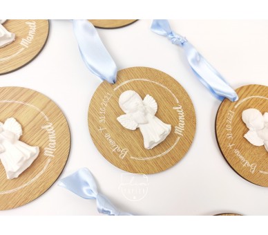 Pendente em madeira com anjo de gesso