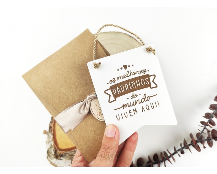 mini placa Os MELHORES PADRINHOS + embalagem com etiqueta de madeira