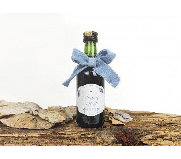 Miniatura vinho do Porto personalizada com laço de tecido + etiqueta